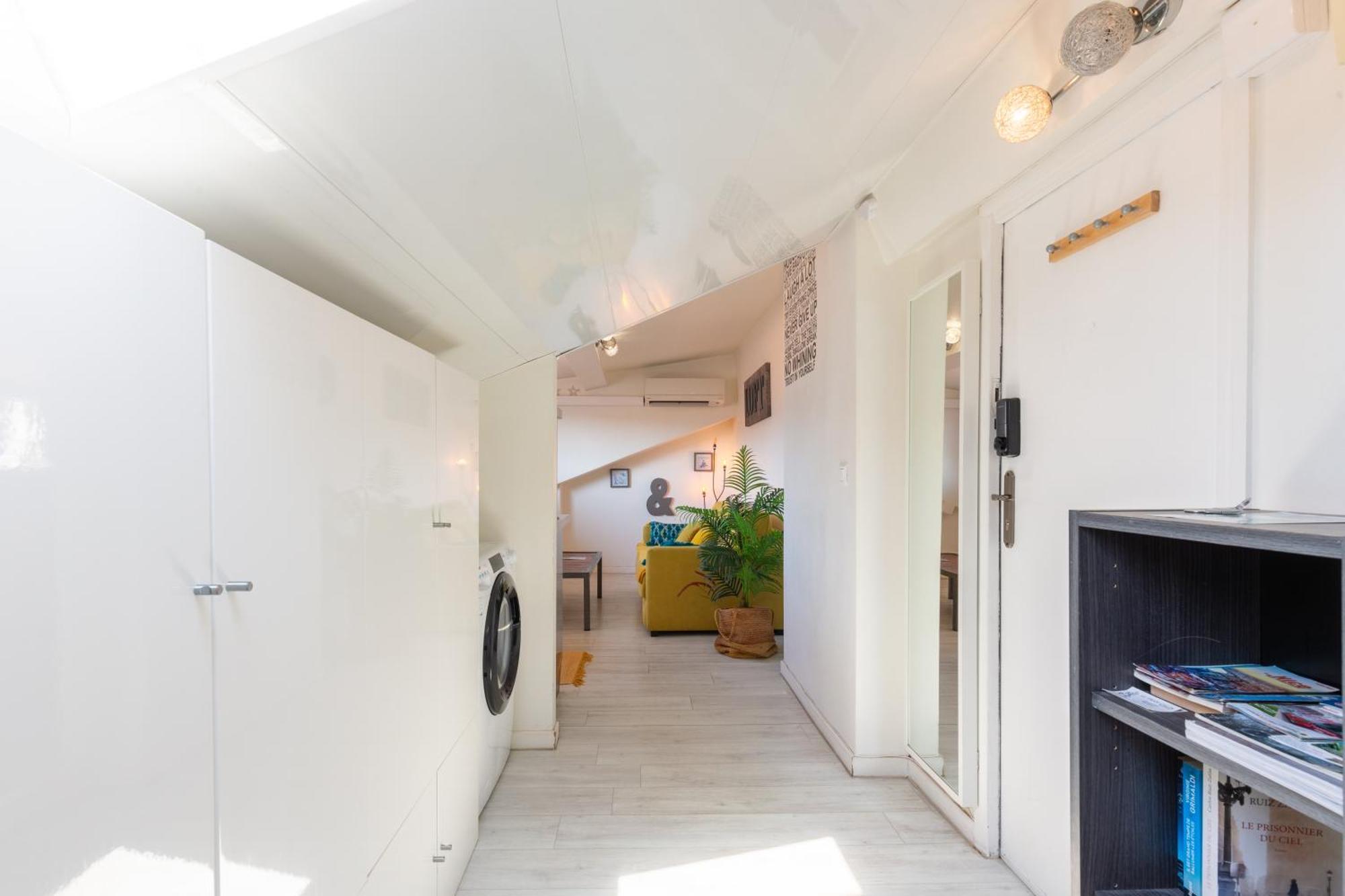 Homelivia, Attic Room -Mansarde Sous Les Toits De Nice Eksteriør bilde